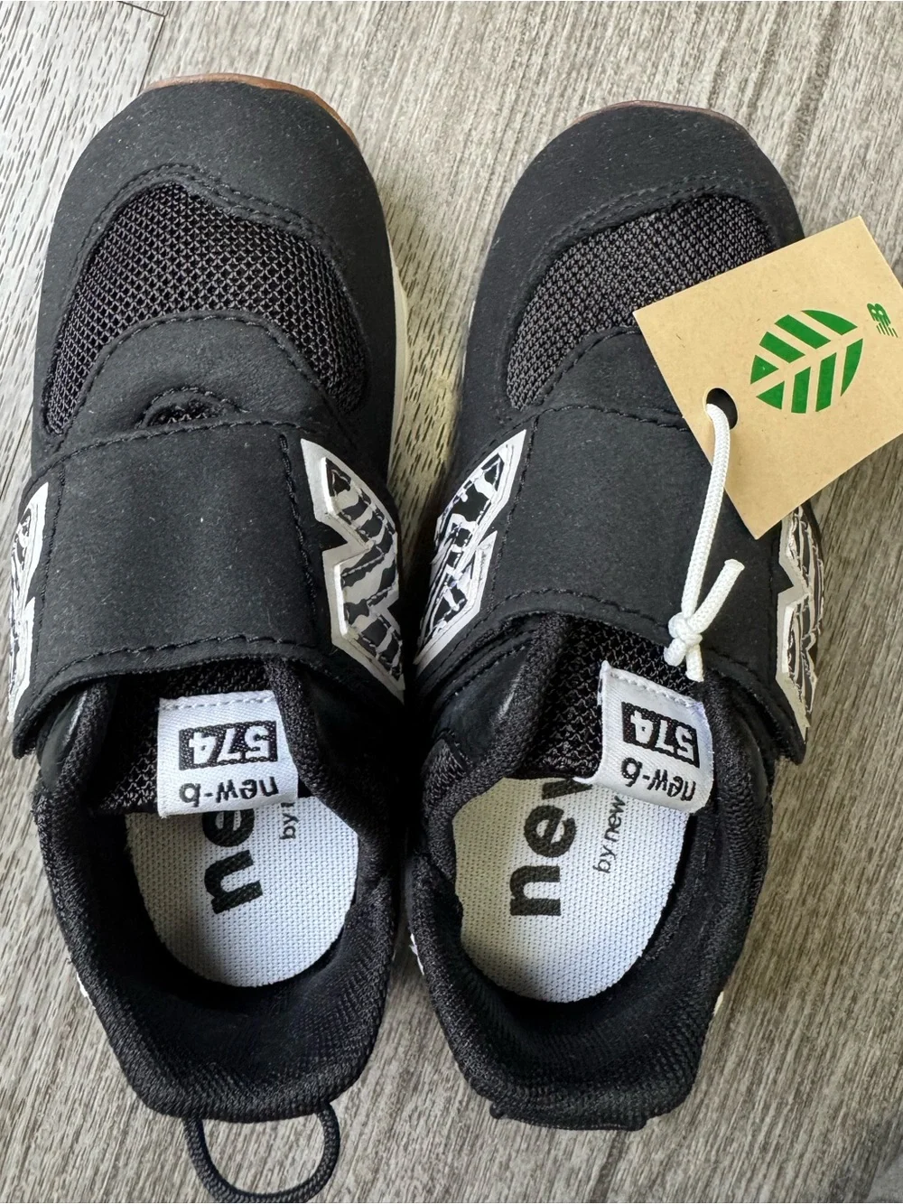NWT ✨ New Balance 574 New-b V1 toddler sneakers in a black zebra print